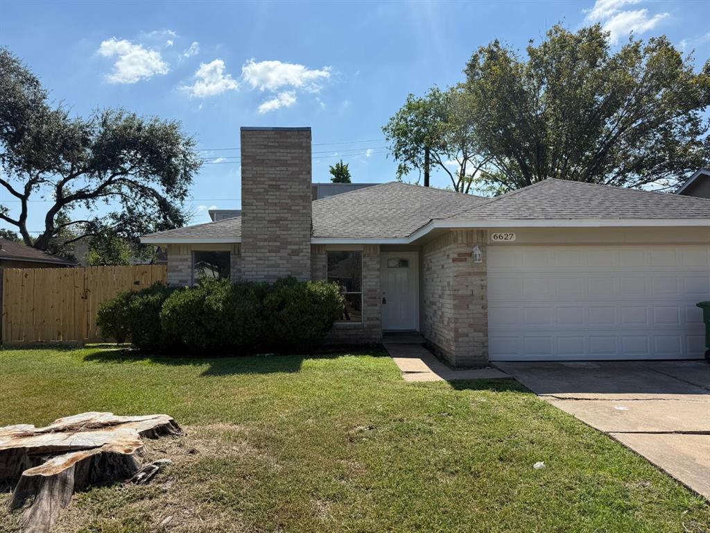 6627 Villarreal Drive, Houston, Texas image 1