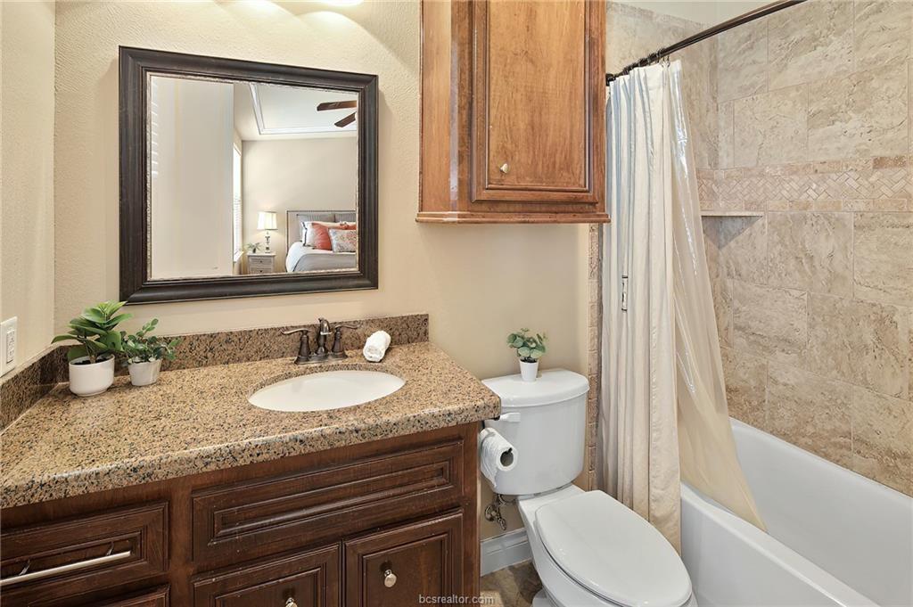 514 Jefferson Street, College Station, Texas image 21