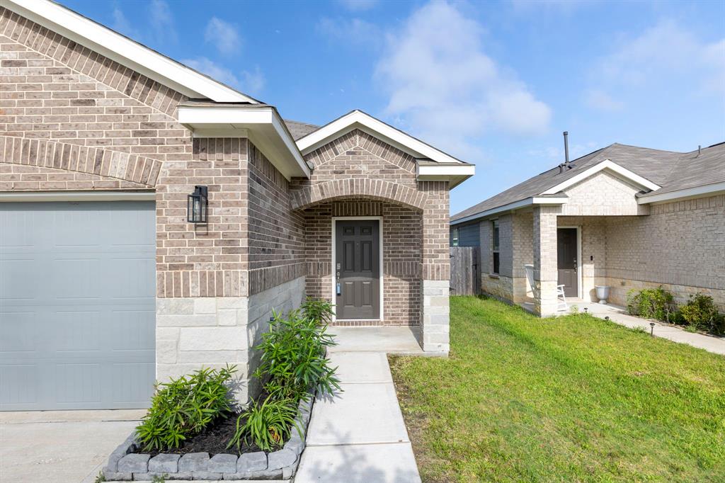24719 Colony Meadow Trail, Huffman, Texas image 3