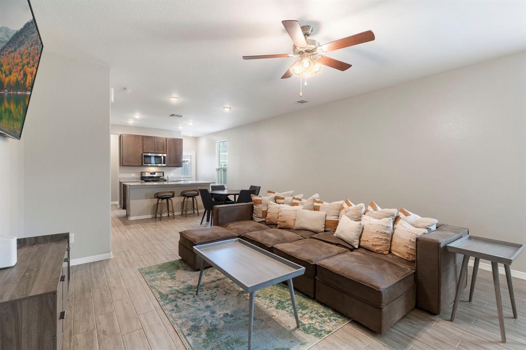24719 Colony Meadow Trail, Huffman, Texas image 5