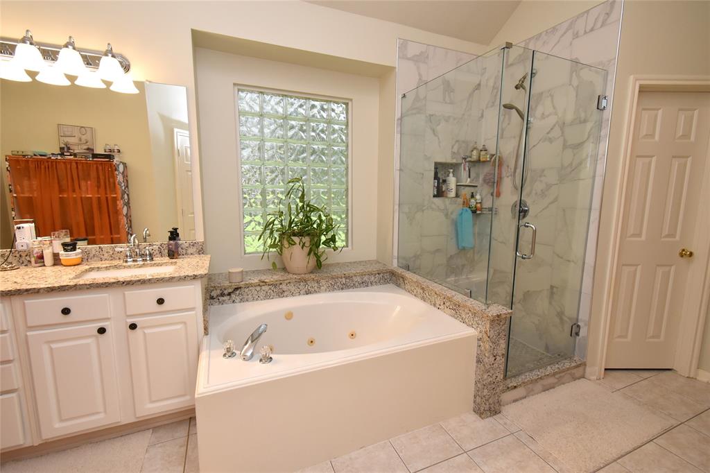 20815 Crimson Oak Trail, Humble, Texas image 23