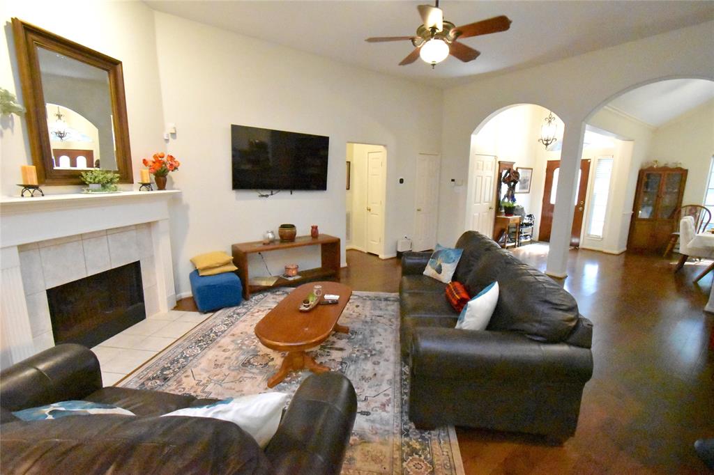 20815 Crimson Oak Trail, Humble, Texas image 8