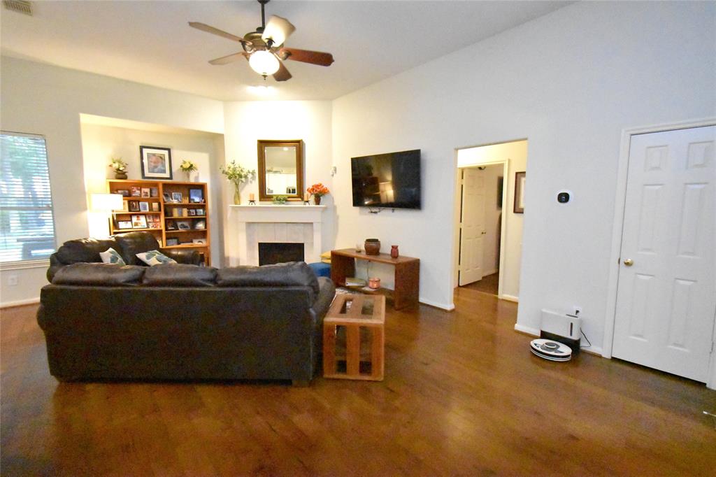 20815 Crimson Oak Trail, Humble, Texas image 10