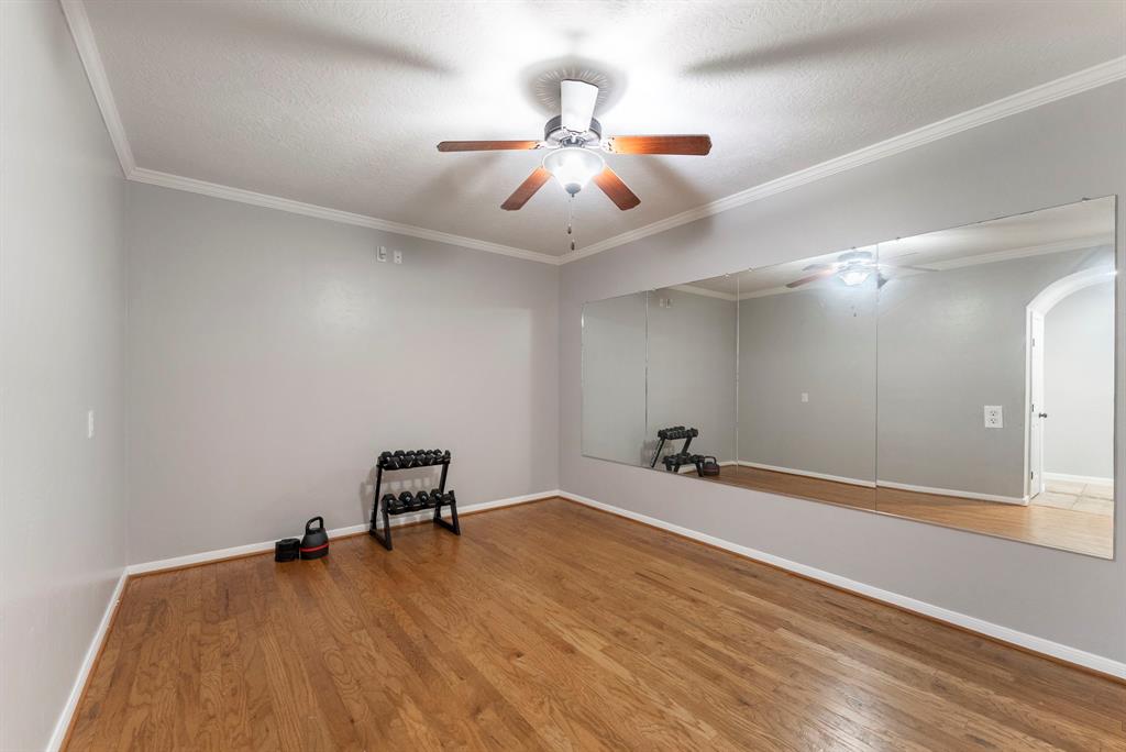 4623 Countrymeadows Drive, Spring, Texas image 23