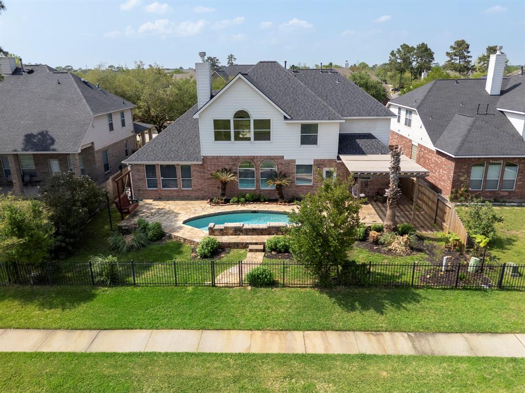4623 Countrymeadows Drive, Spring, Texas image 2