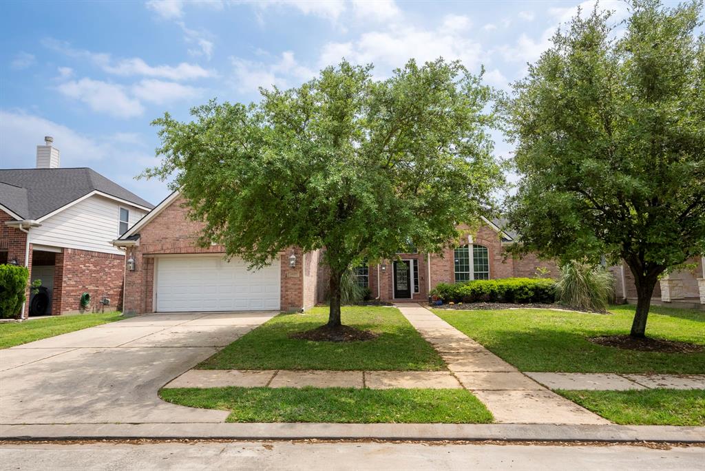 4623 Countrymeadows Drive, Spring, Texas image 1