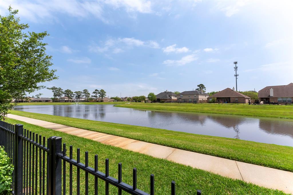 4623 Countrymeadows Drive, Spring, Texas image 39