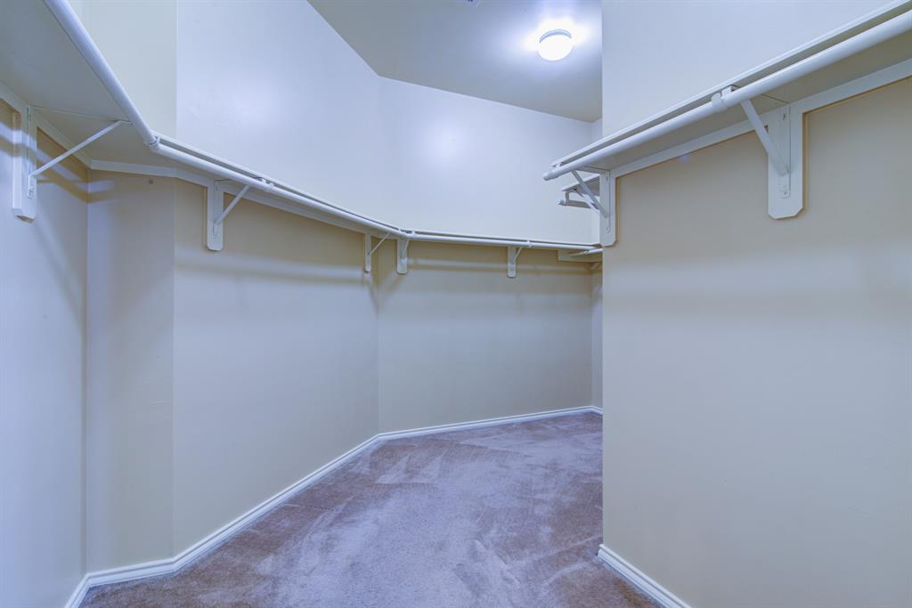 421 Laddingford Lane, League City, Texas image 29