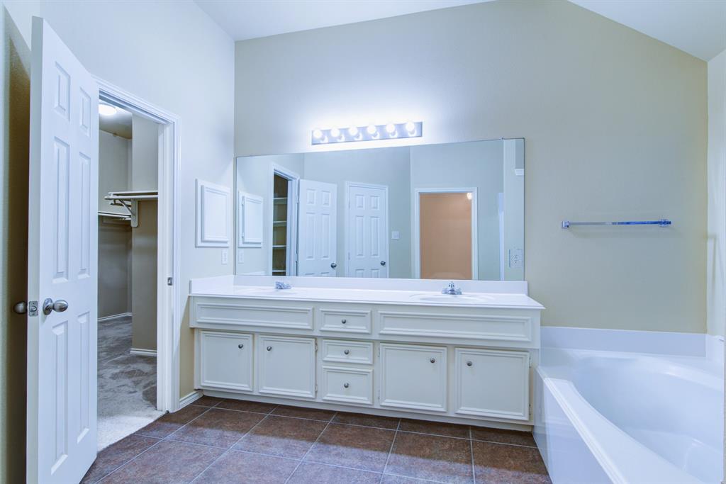 421 Laddingford Lane, League City, Texas image 28