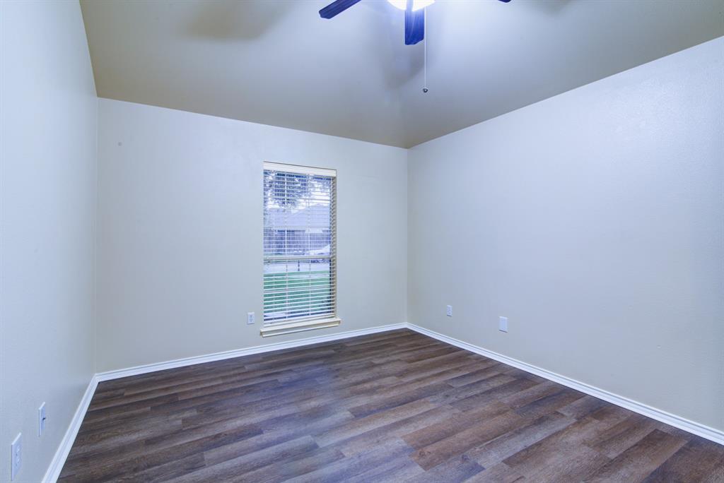 421 Laddingford Lane, League City, Texas image 37