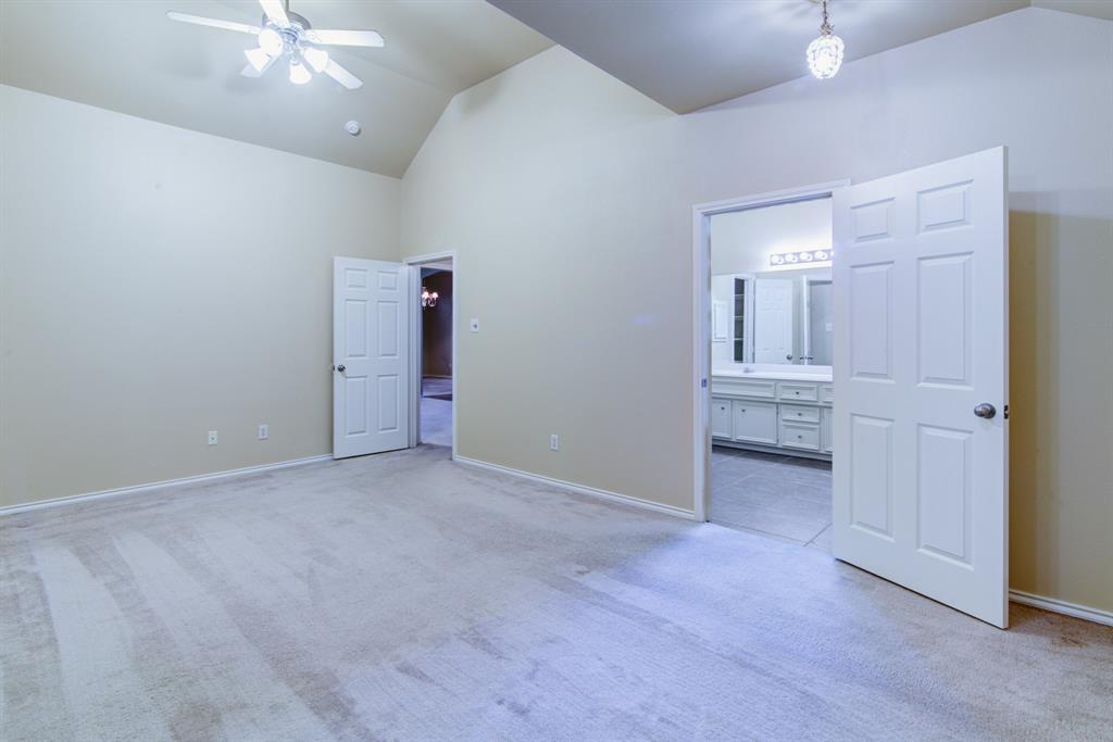 421 Laddingford Lane, League City, Texas image 26