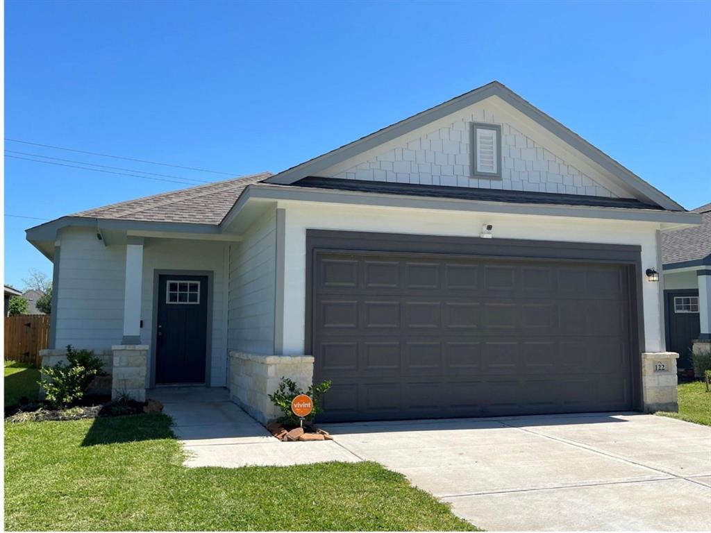 122 Tejas Village Parkway, Beasley, Texas image 1
