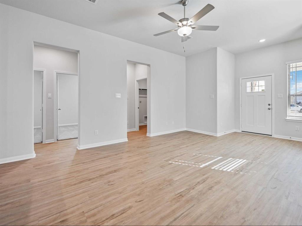 122 Tejas Village Parkway, Beasley, Texas image 6