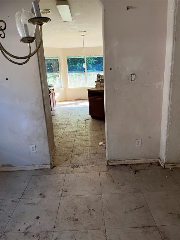 22902 Still Pond Drive, Tomball, Texas image 5