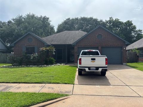 Homes For Sale - 16318 Dawncrest Way<br/> Fort Bend County, Sugar Land, TX 77498