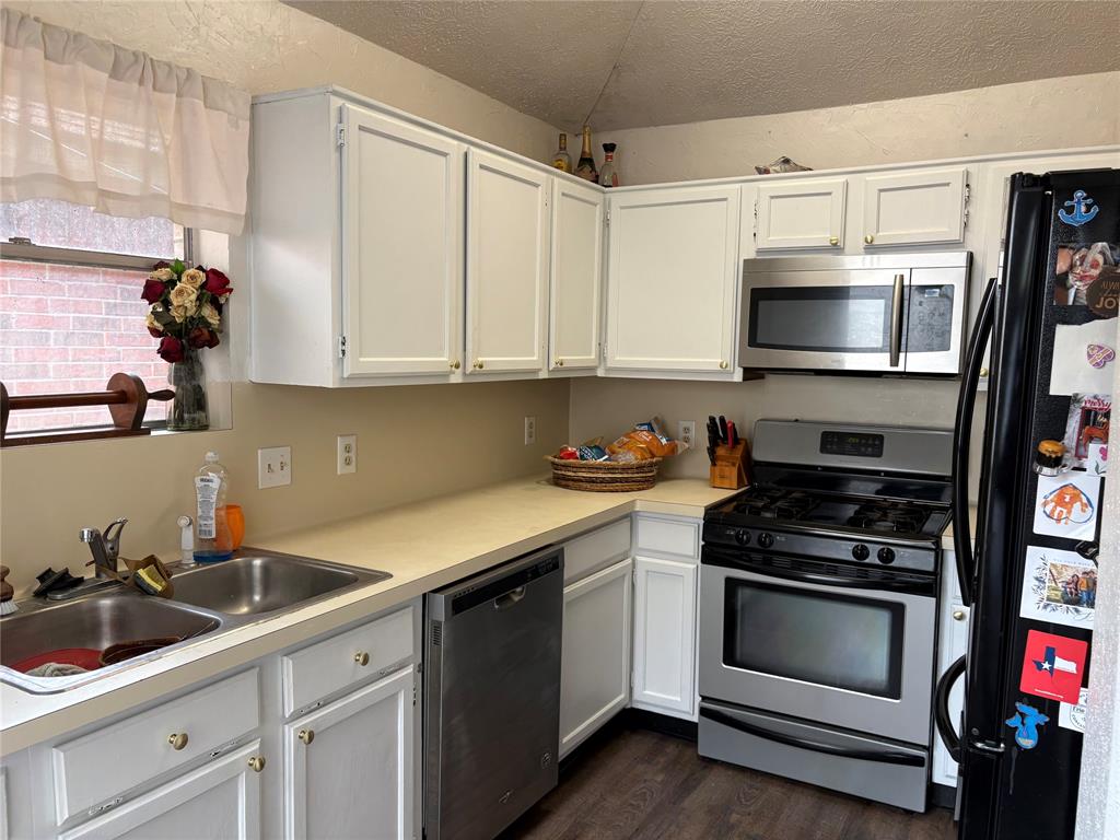 123 Cacao Street, Lake Jackson, Texas image 5