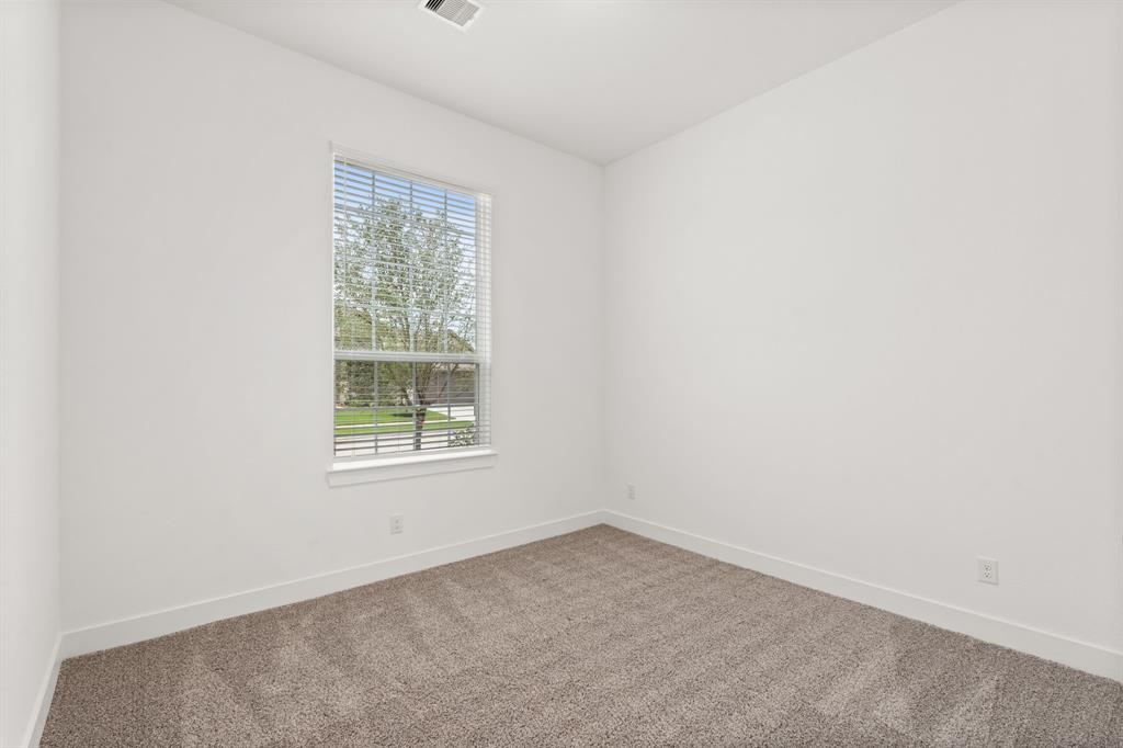 1810 Manderley Drive, Katy, Texas image 9