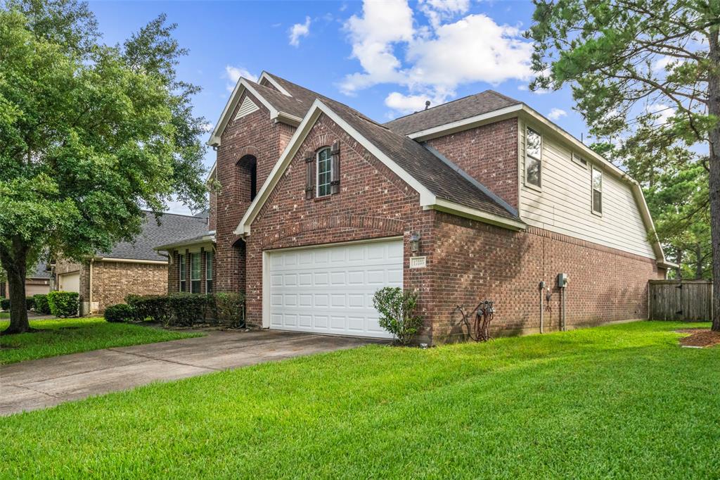 17335 Lake Clark Lane, Humble, Texas image 2