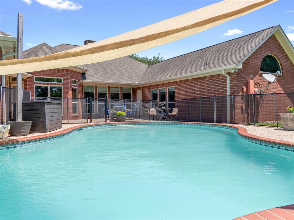 2800 Hillcrest Drive, Bay City, Texas image 44