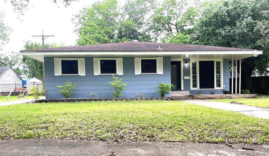 2325 Oaklawn Drive, Port Arthur, Texas image 1