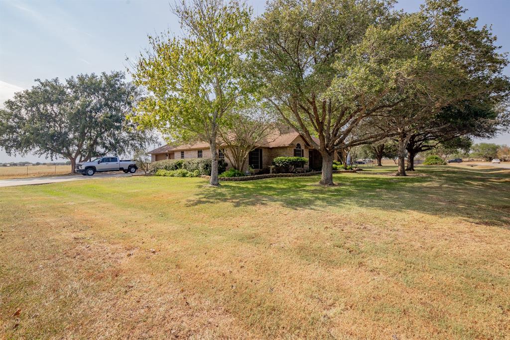 139 Longview Drive, Victoria, Texas image 3