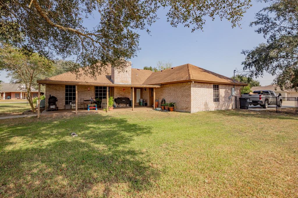 139 Longview Drive, Victoria, Texas image 6