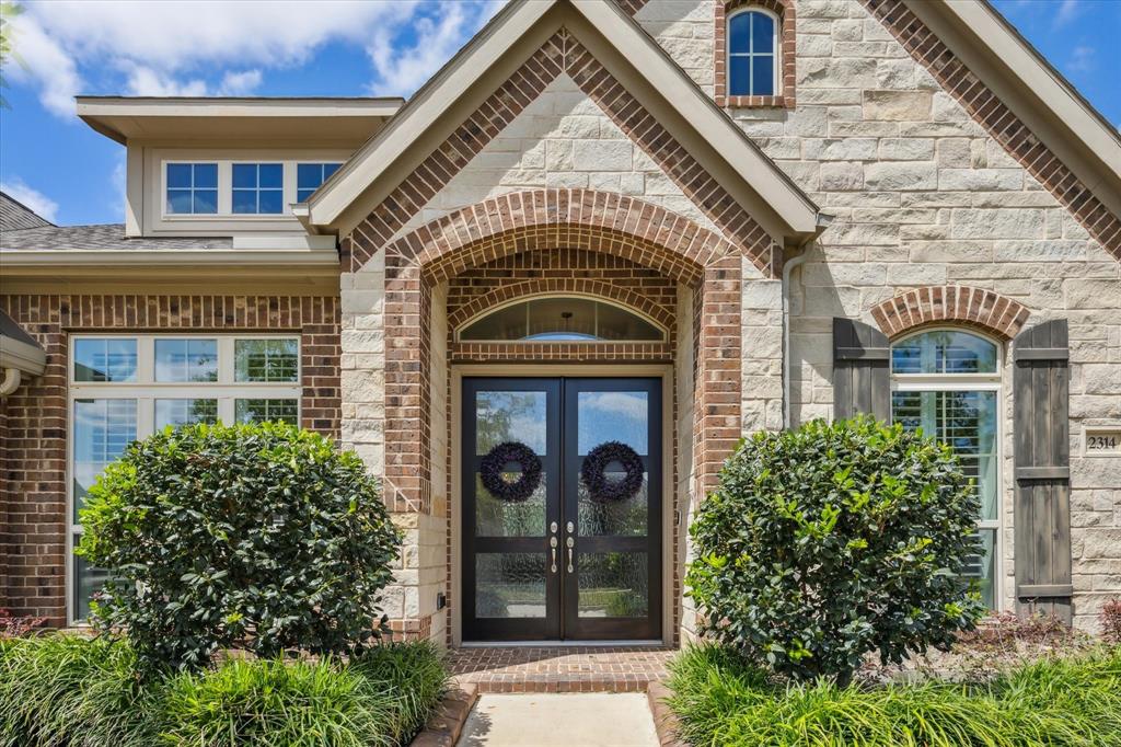 2314 Umber Oaks Lane, Brookshire, Texas image 2