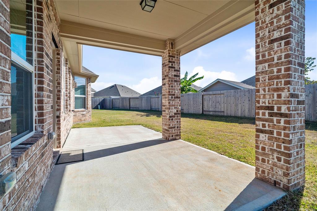 9702 Willowmoor Lane, Brookshire, Texas image 25