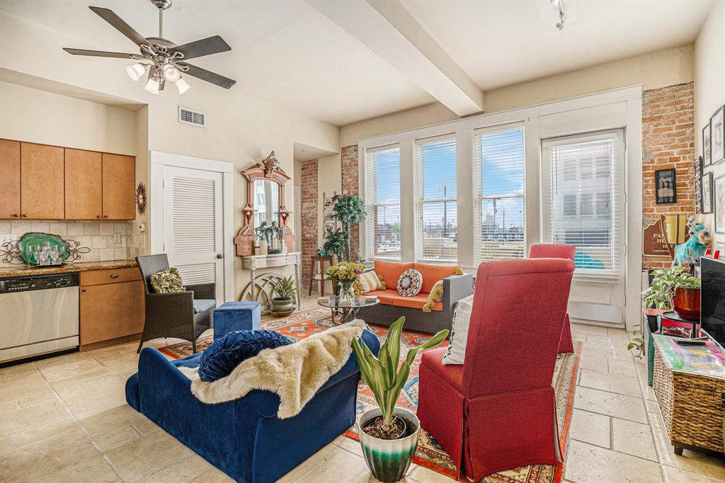 202 25th Street #202, Galveston, Texas image 9