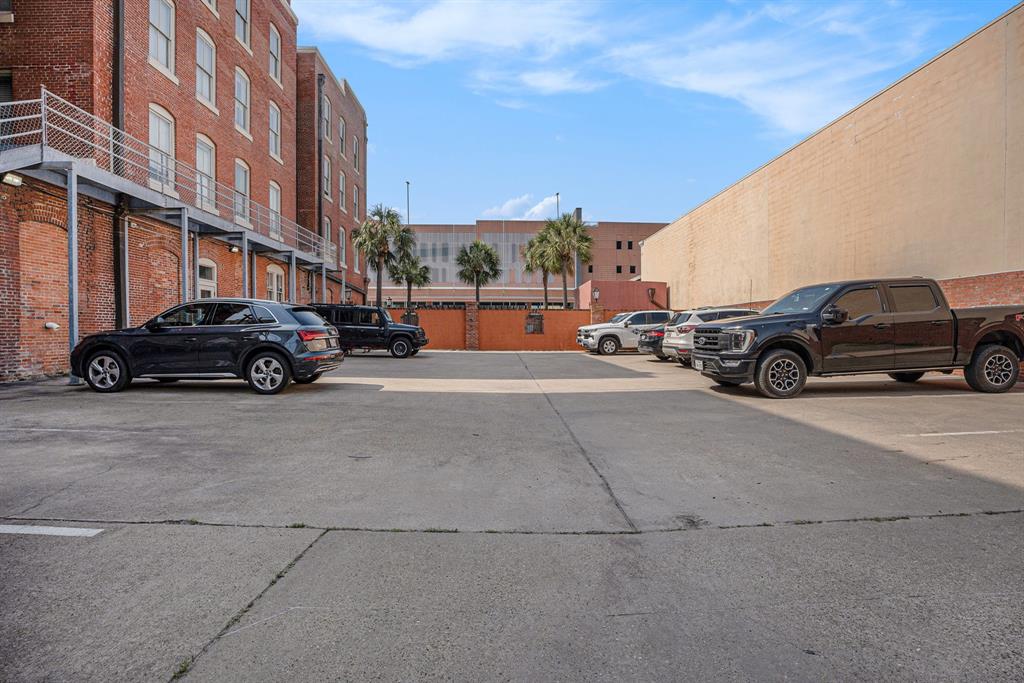 202 25th Street #202, Galveston, Texas image 21