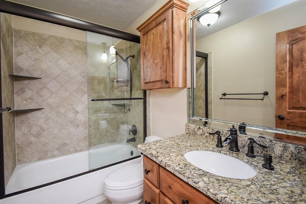 3119 W Creek Club Drive, Missouri City, Texas image 34