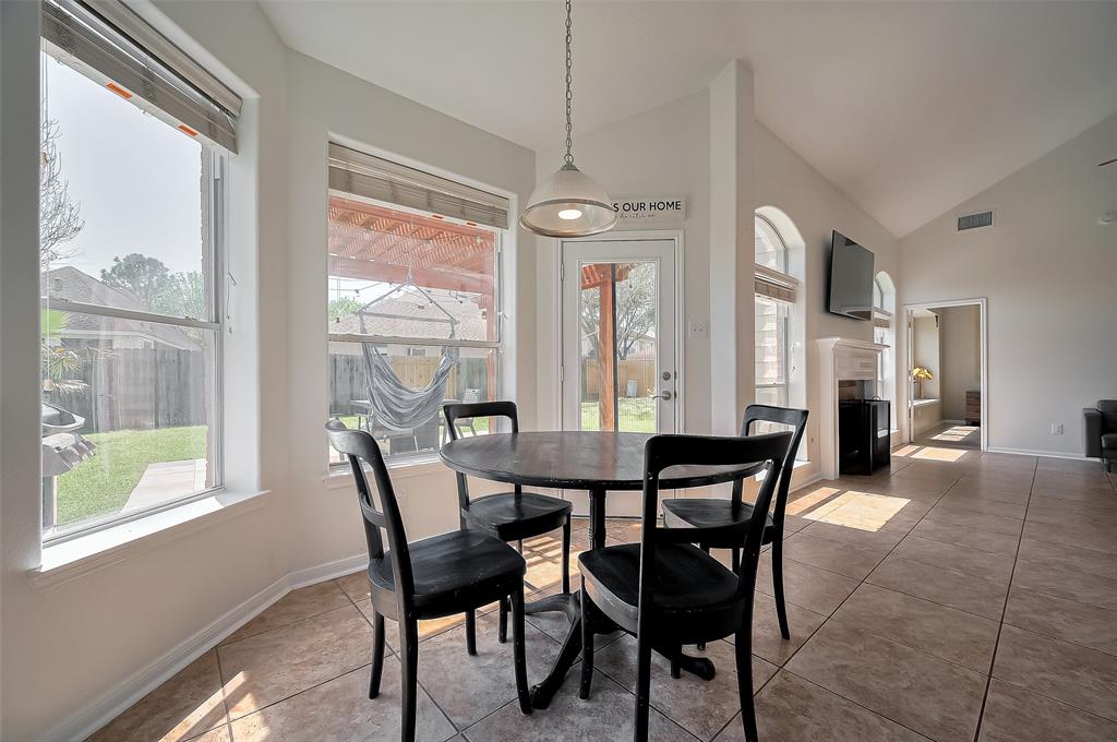 17915 Oak Park Bend Lane, Cypress, Texas image 14