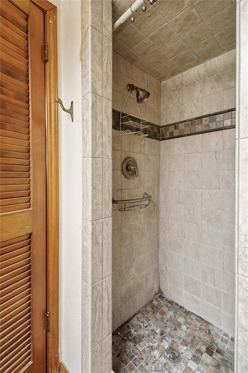 2187 Twin Lakes Boulevard, West Columbia, Texas image 19