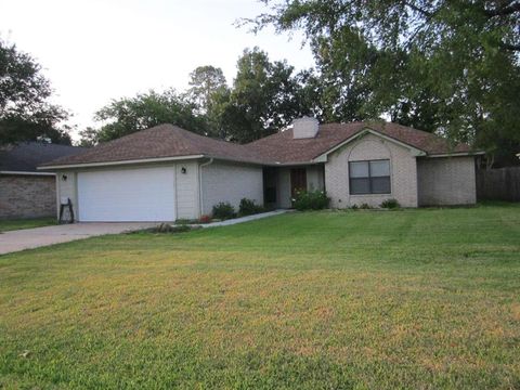 Single Family Residence in Montgomery TX 12415 Brightwood Drive.jpg