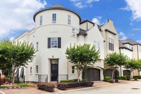 Photo of 1701 Wrenwood Lakes Lakes, Houston, TX 77043 (MLS # 78996458)