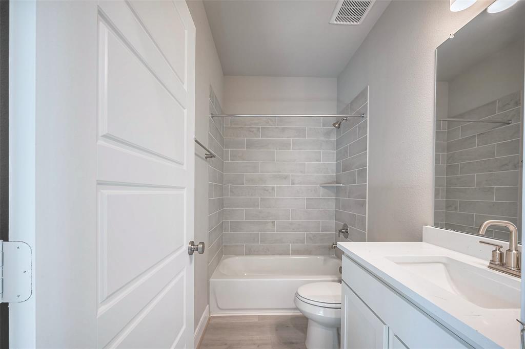 8926 Grovner Place, Houston, Texas image 35