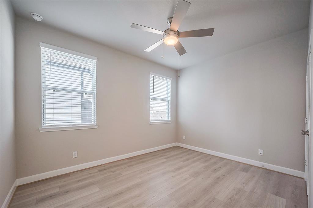 8926 Grovner Place, Houston, Texas image 42
