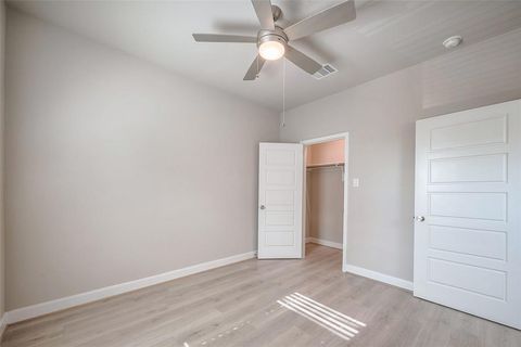 listing image 38