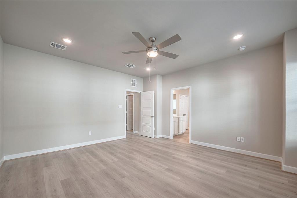 8926 Grovner Place, Houston, Texas image 25