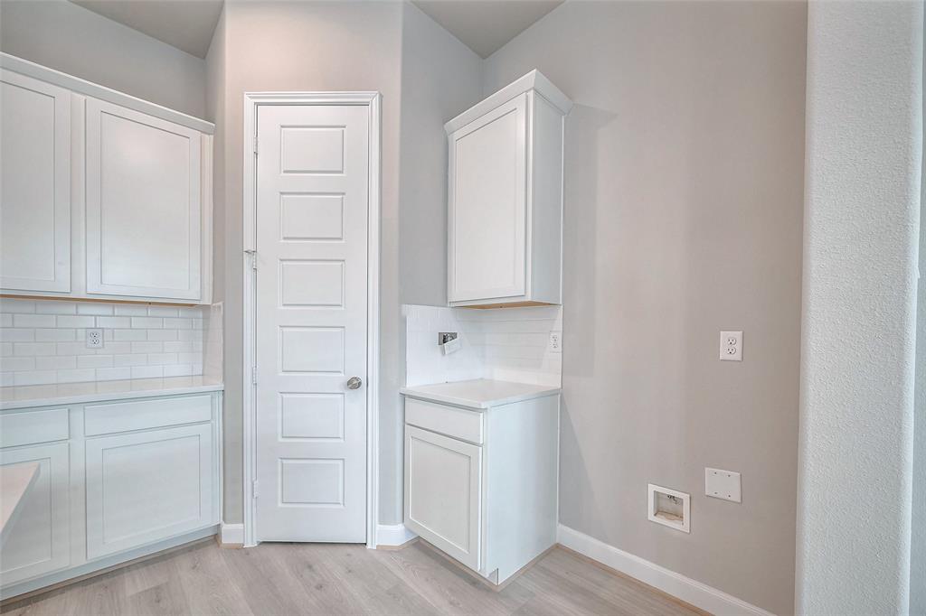 8926 Grovner Place, Houston, Texas image 11