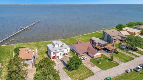 A home in La Porte