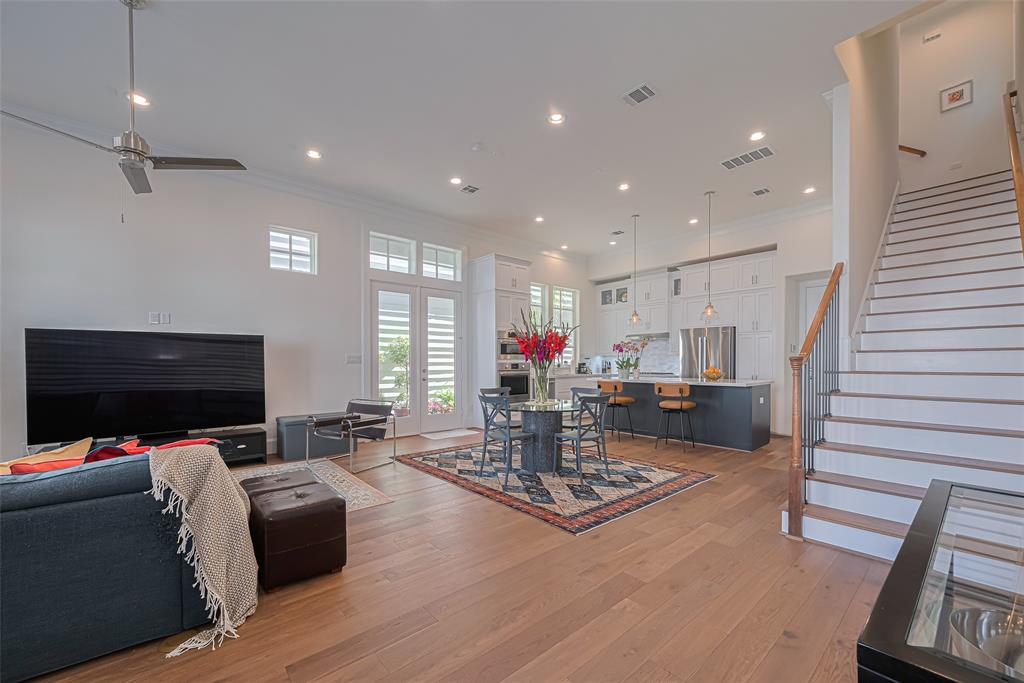 2414 W Kolbe Lane