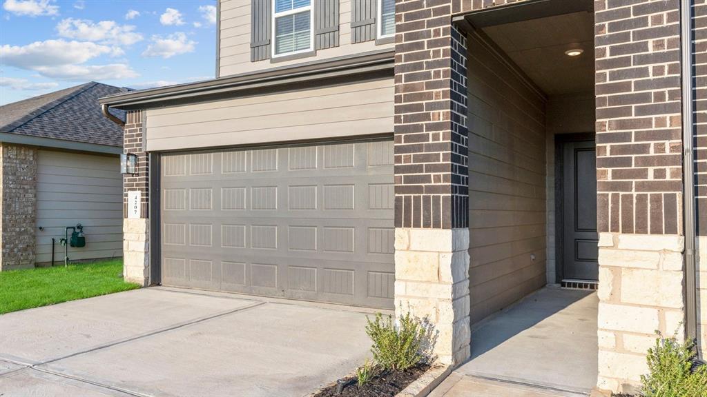 4243 Westbrook Park Lane