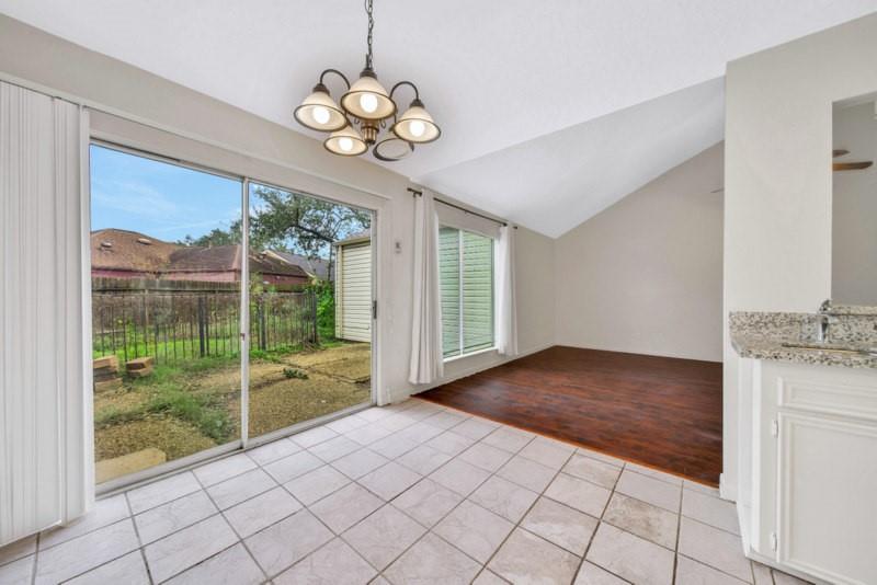 12214 Ashling Drive, Stafford, Texas image 12