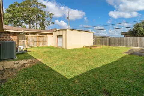 A home in League City