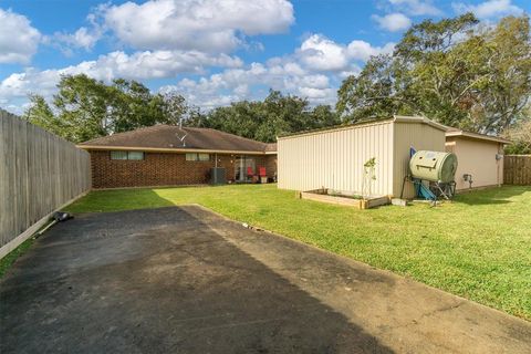 A home in League City