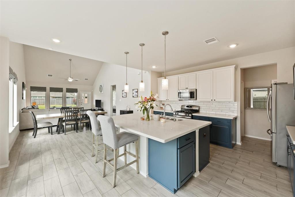 5022 S Klein Orchard Drive