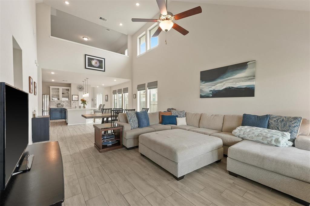 5022 S Klein Orchard Drive