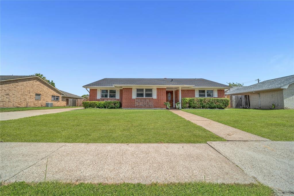 802 Birdsong Drive