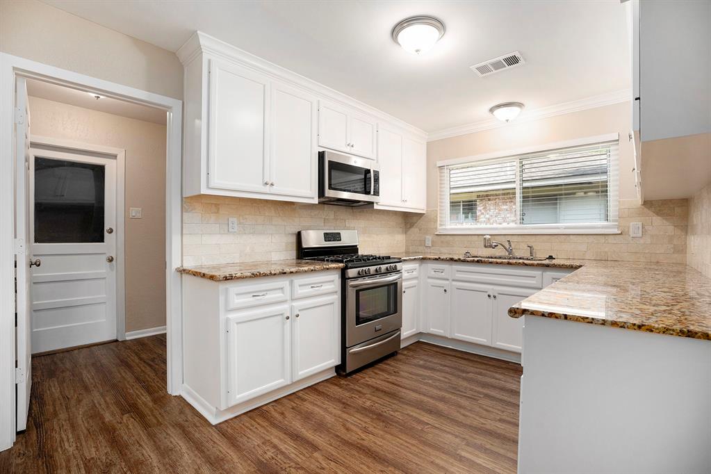 2231 Oboe Trail, League City, Texas image 12